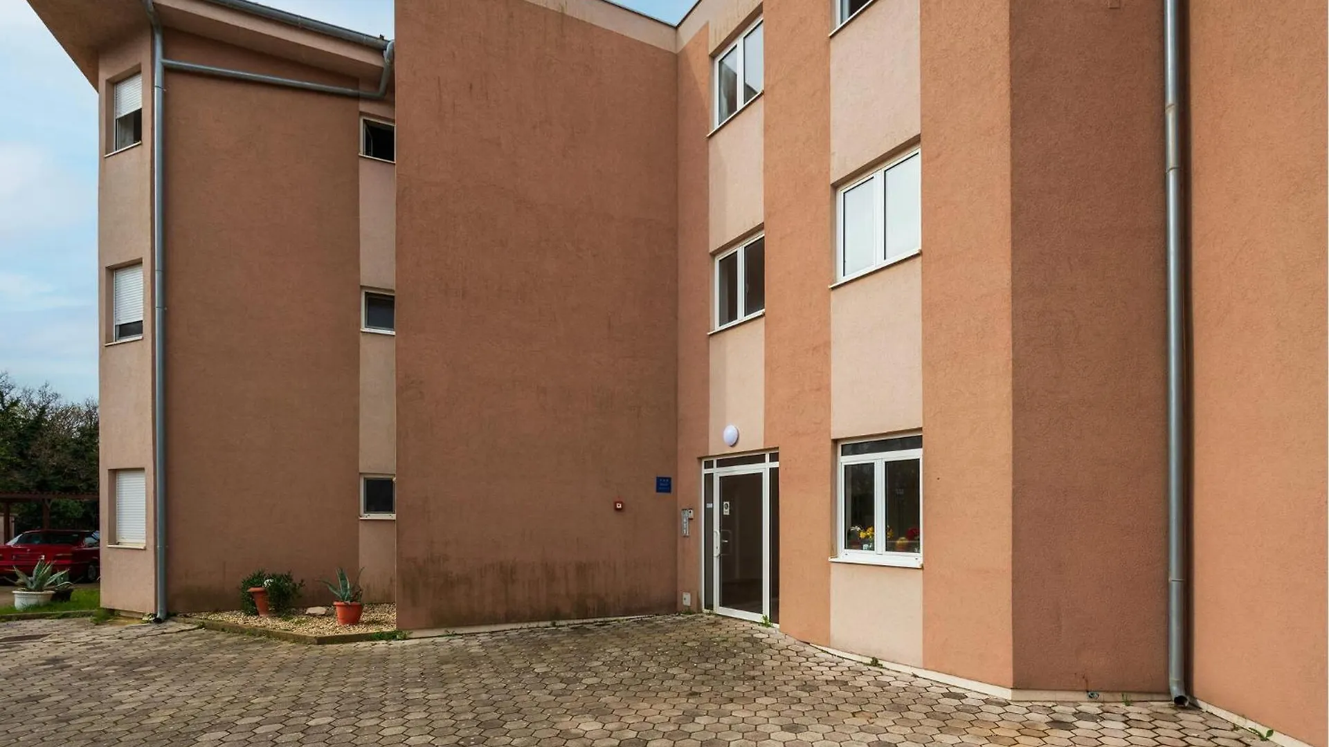 Lovely Apartment In Liznjan With Kitchen 0*,  Croatia