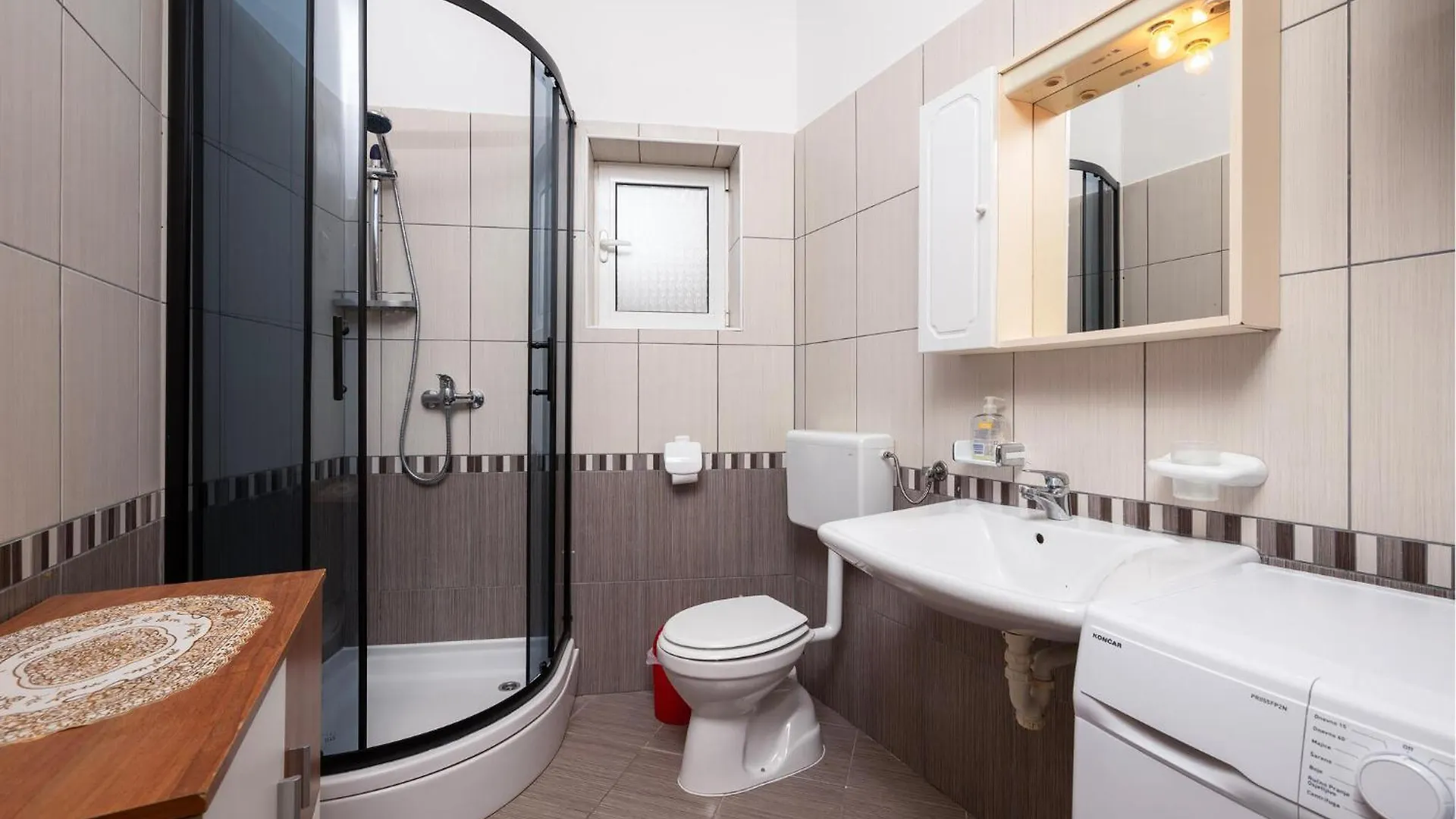 Lovely Apartment In Liznjan With Kitchen Croatia